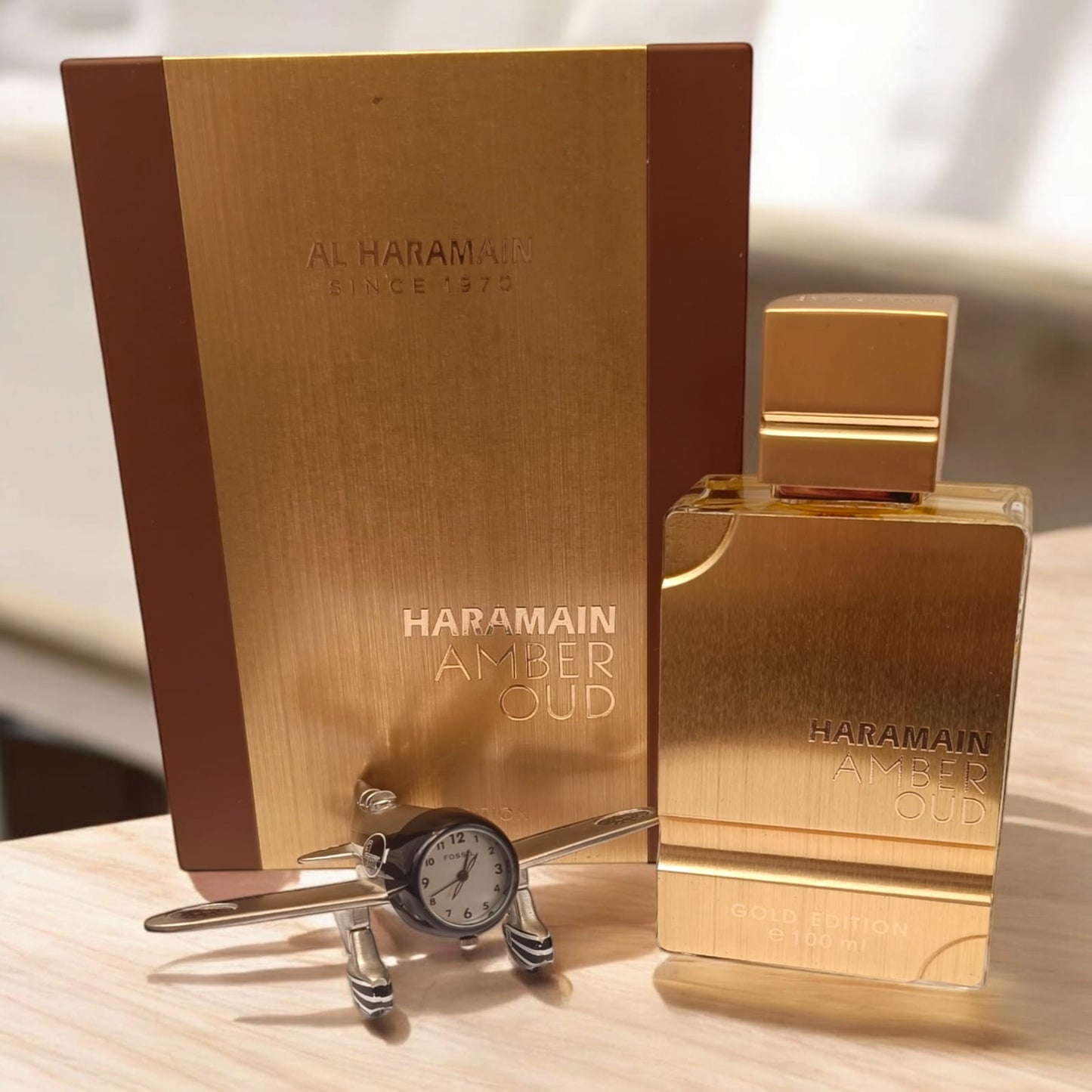 Amber Oud Gold metalica (ESTUCHE) 1.1