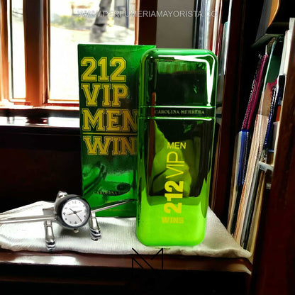 Perfume 212 VIP Men Wins Carolina Herrera 100ml EDT 1.1